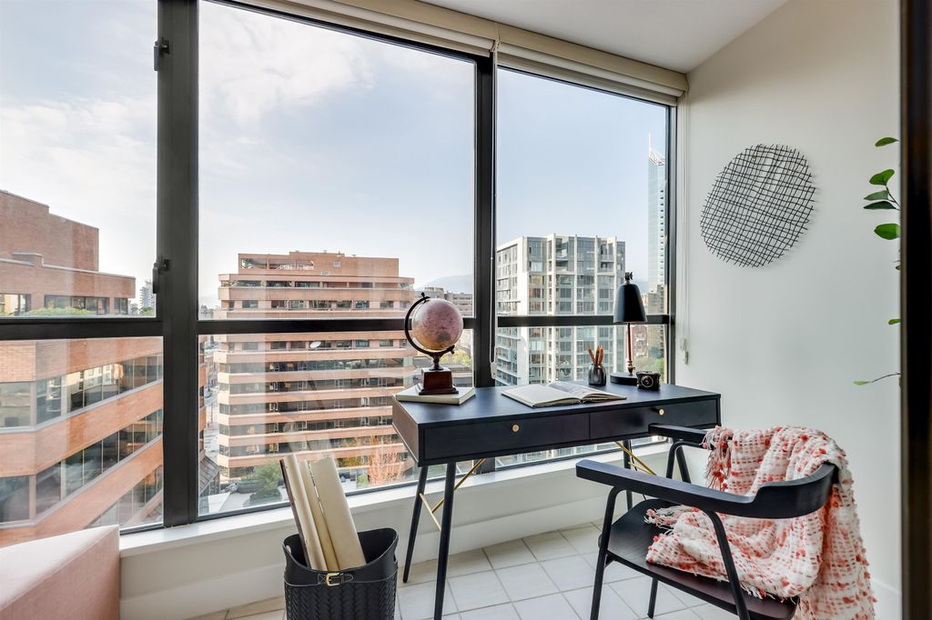 listing image 1104587228689528175