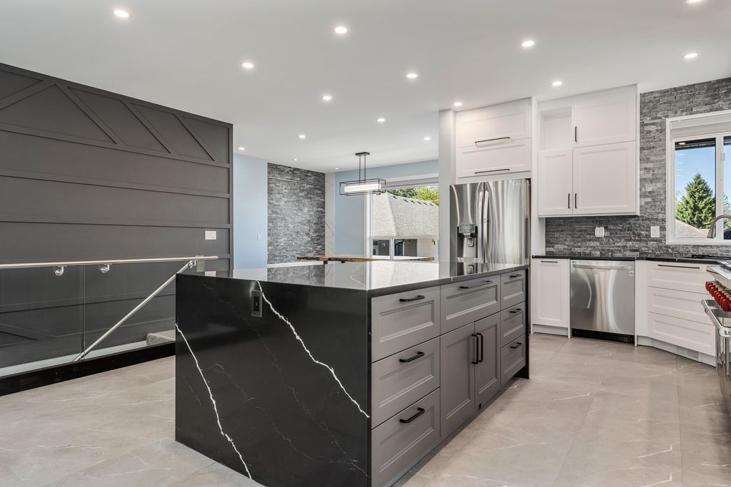 listing image 1102200202287968095