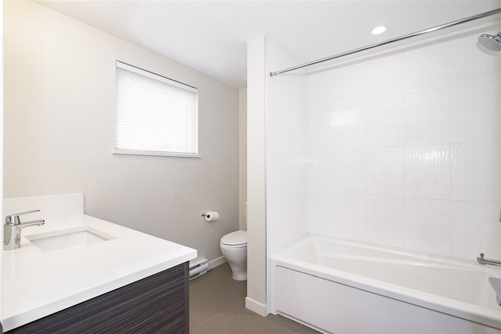 listing image 1108090032040219727