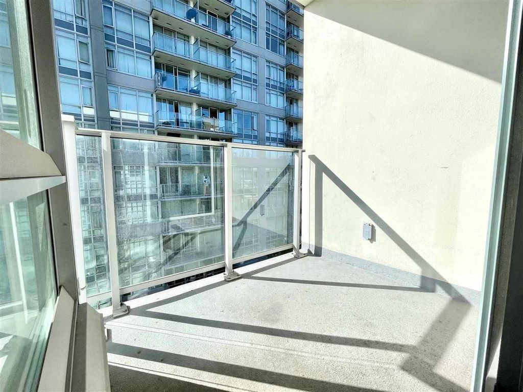 listing image 1100528848157708404