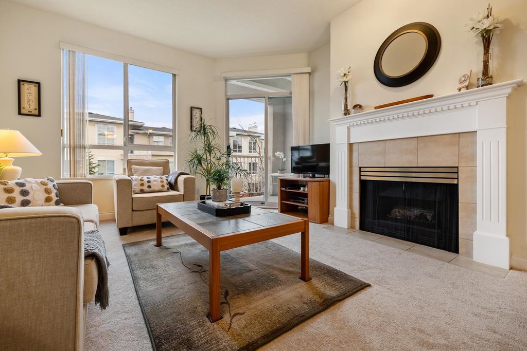 listing image 1105915519929778683
