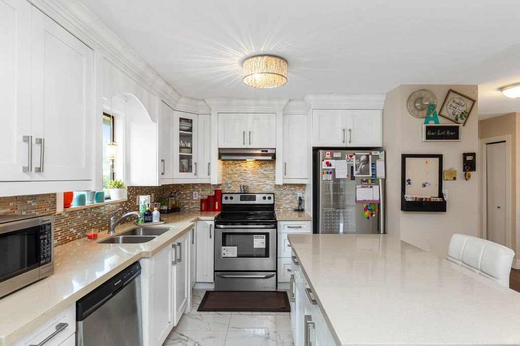 listing image 1101783583063300273