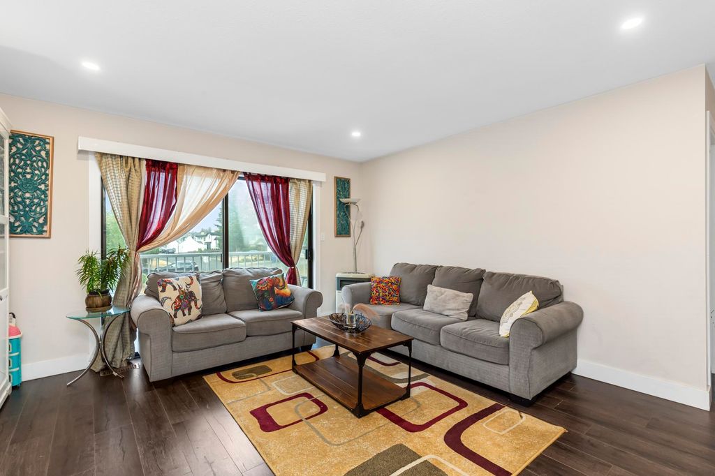 listing image 1107874215326784367