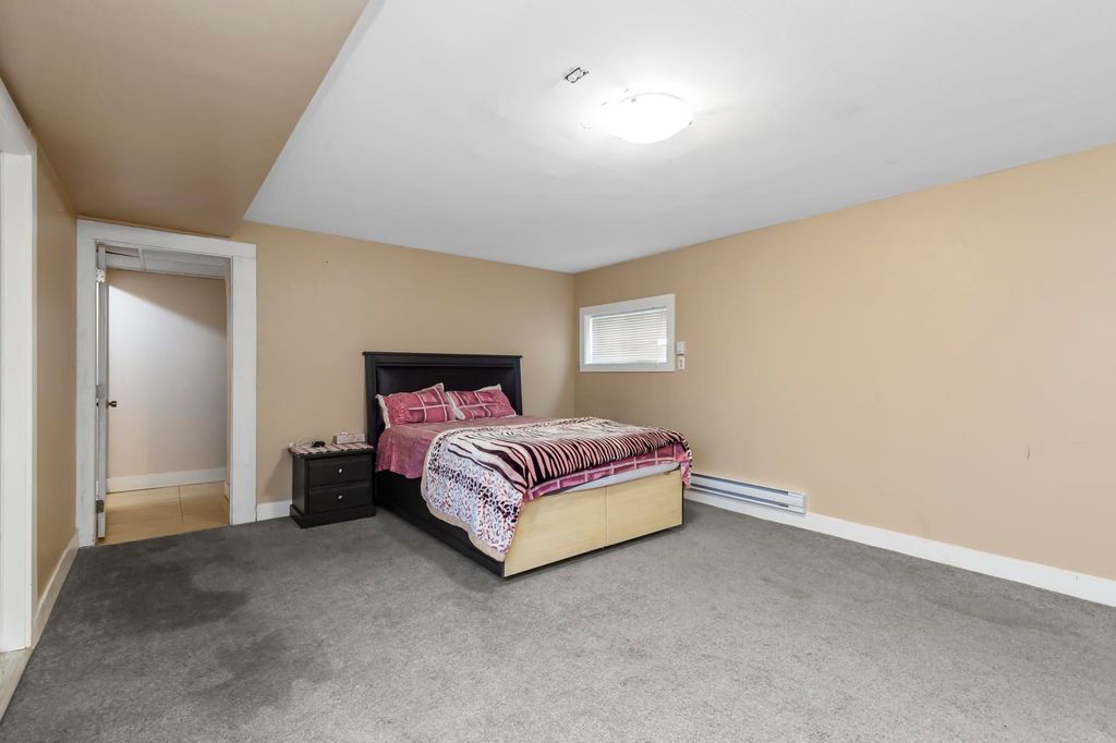 listing image 1107439831055492836