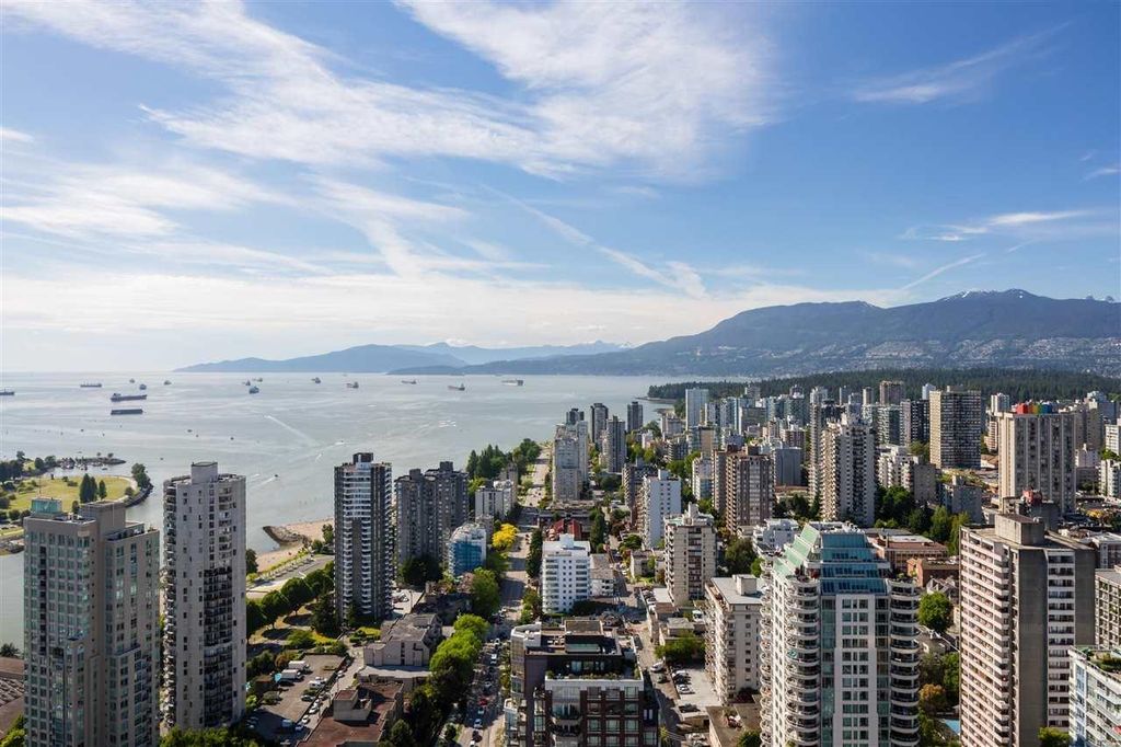listing image 1100043675748577232