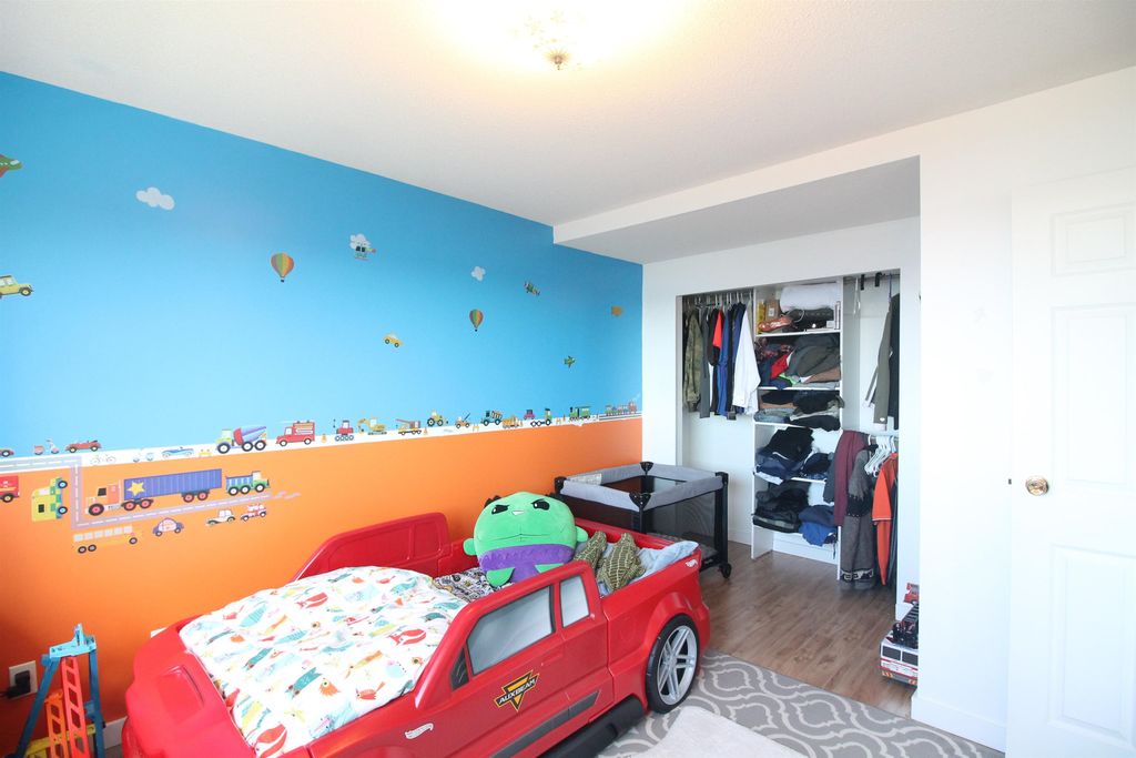 listing image 1100626765617677222