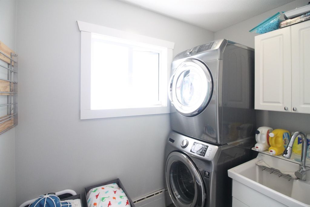 listing image 1103824993054771717