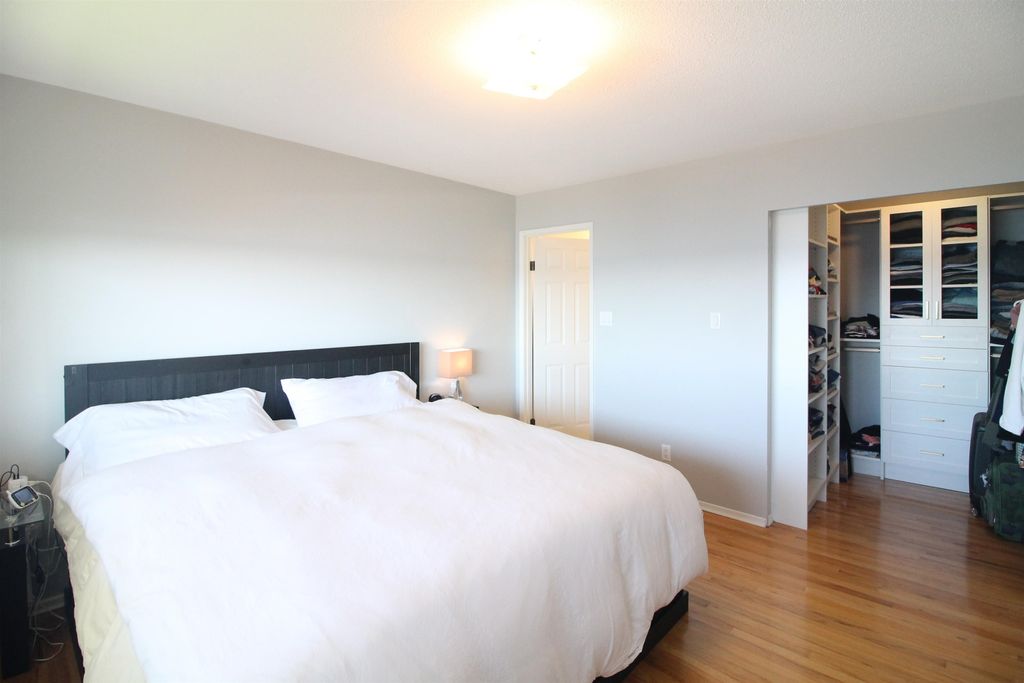 listing image 1104927550021869827