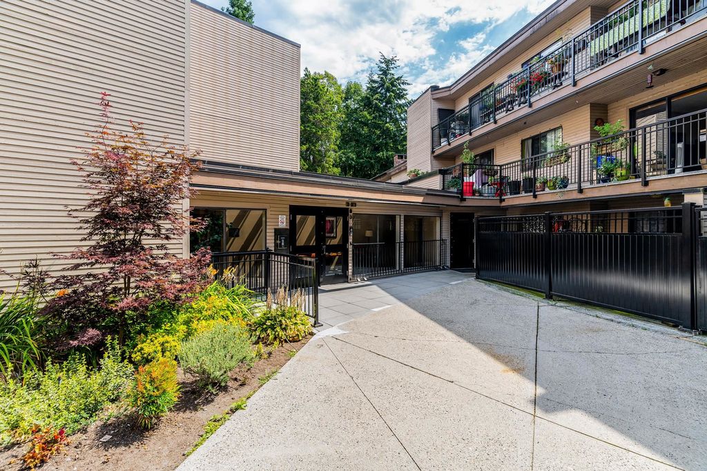 listing image 1100866755704472713