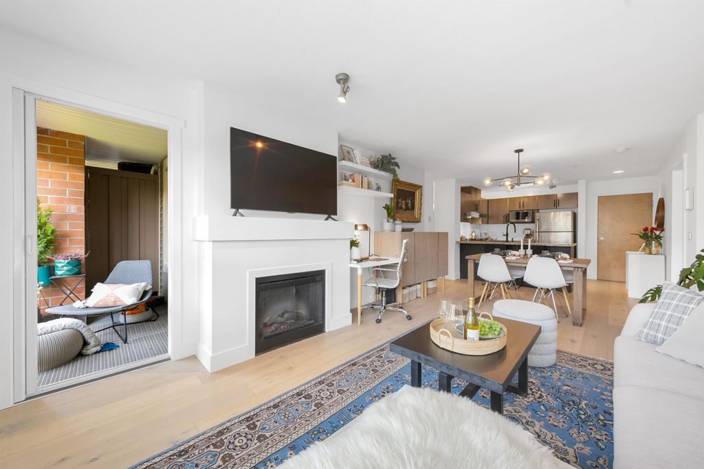 listing image 1100269168385319890