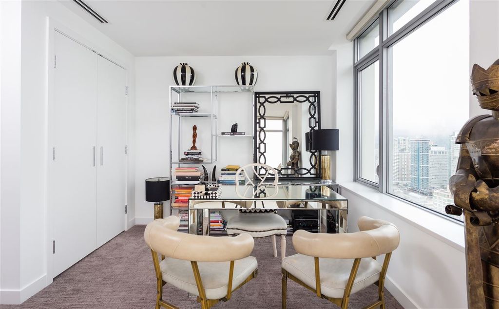 listing image 1101285215994655731