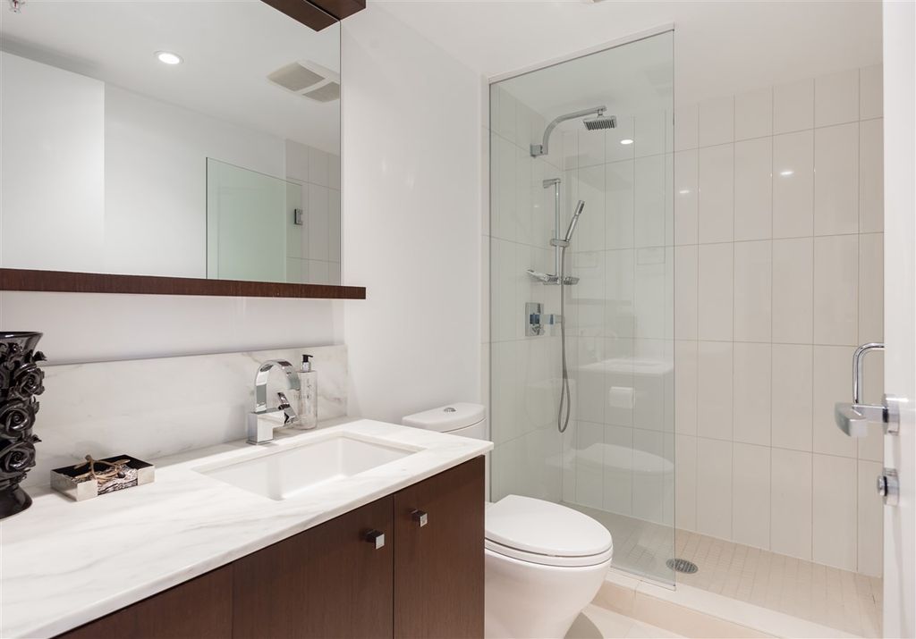 listing image 1100002560370112599