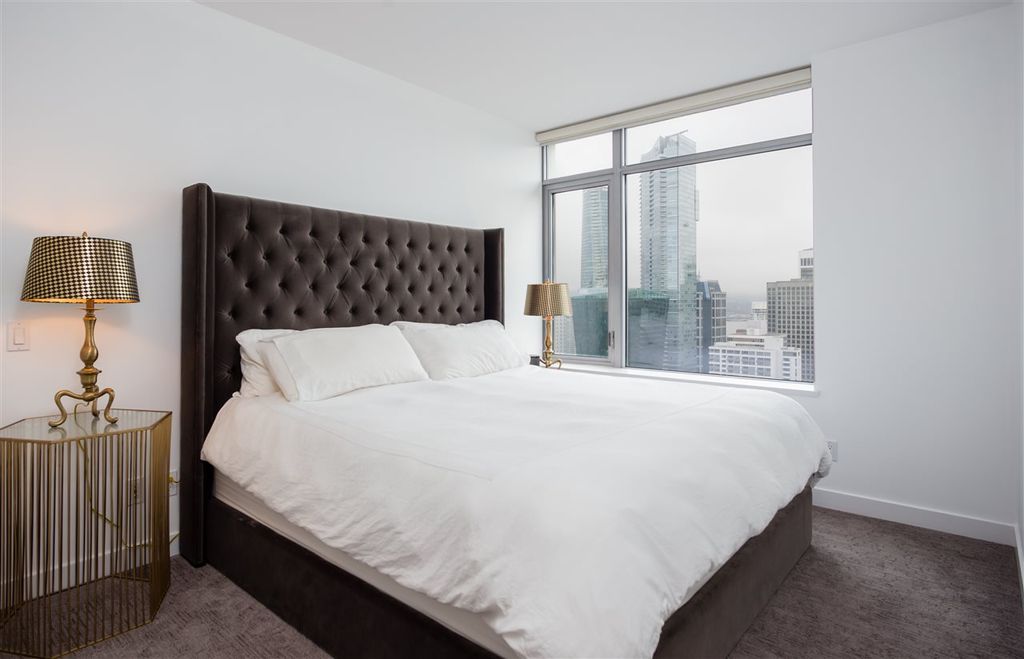 listing image 1109267047332847451