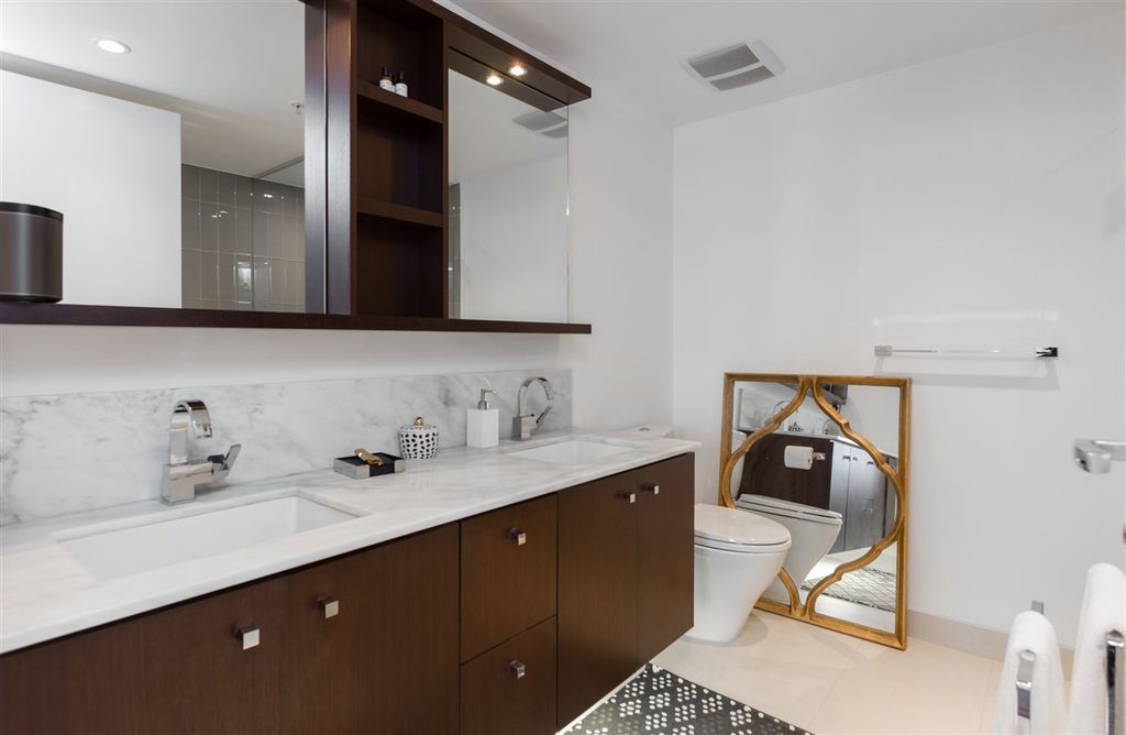 listing image 1101985965062652547