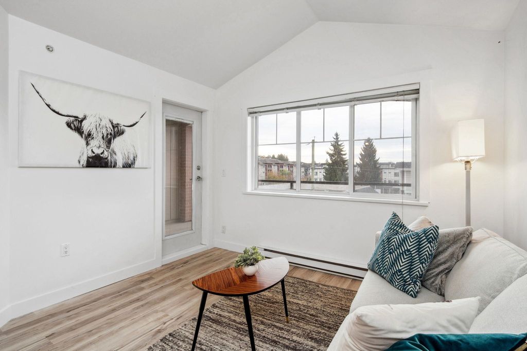 listing image 1106265118540093166