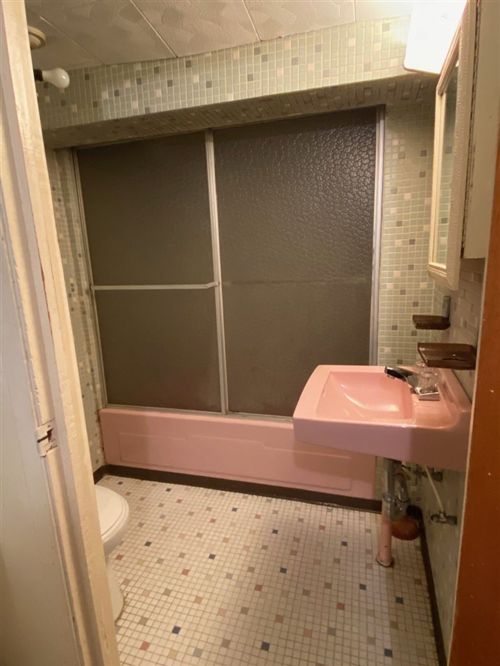 listing image 1102596056857325659
