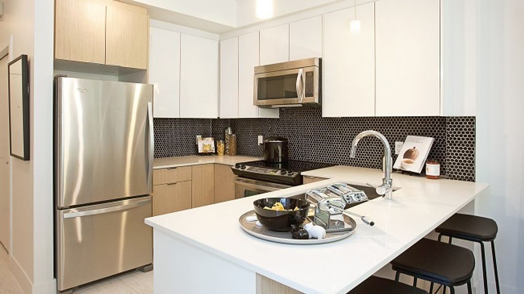 listing image 1109967094782729524
