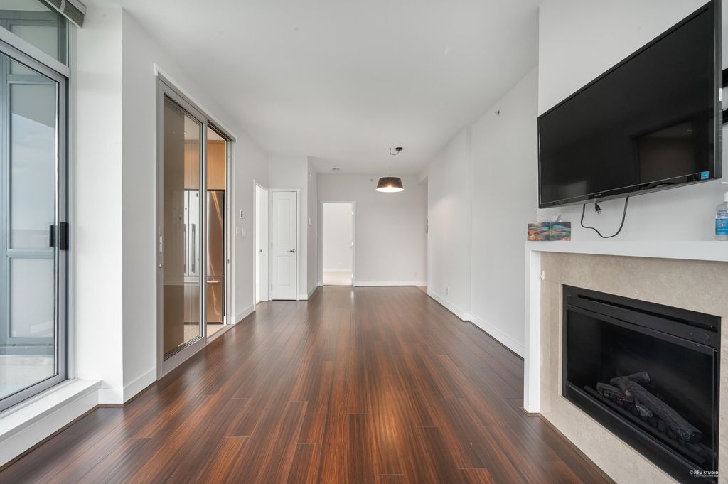 listing image 1108342661727996660