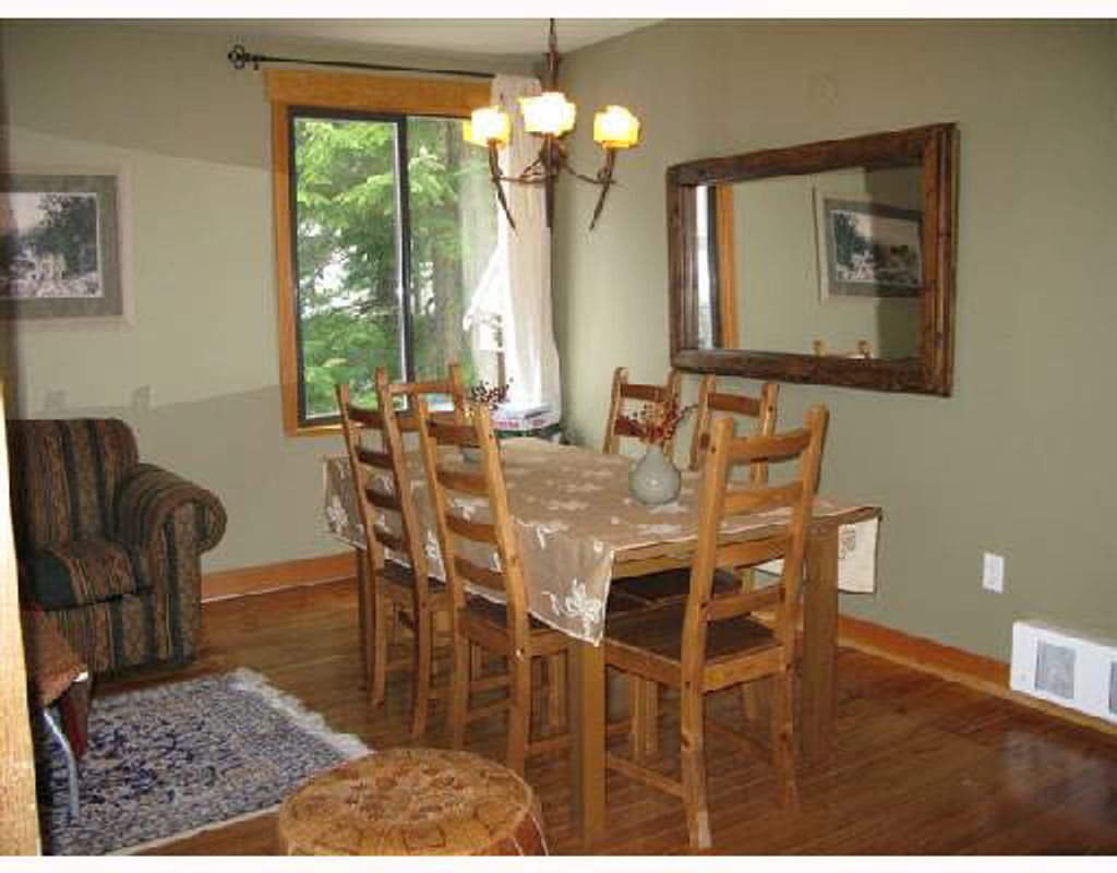 listing image 1103650067174178949