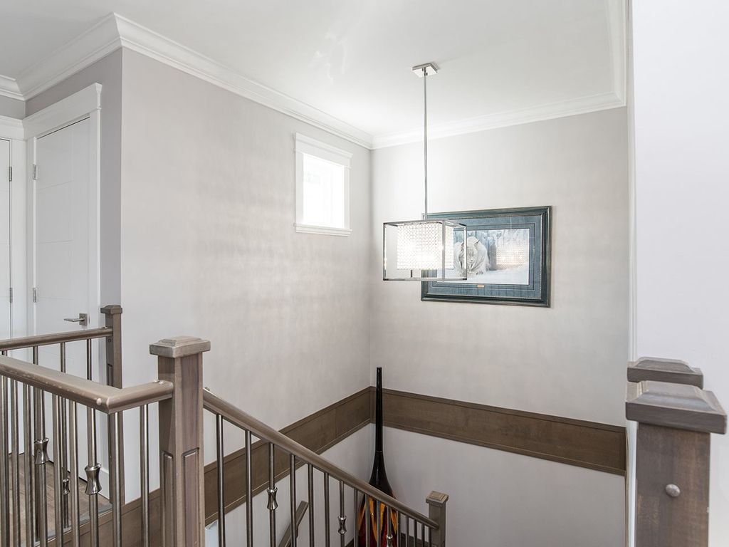listing image 1106044682919795724