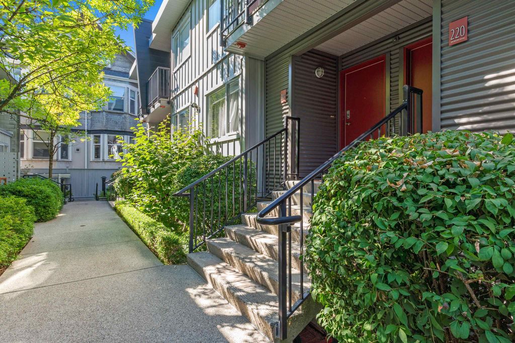 listing image 1105917970262064385