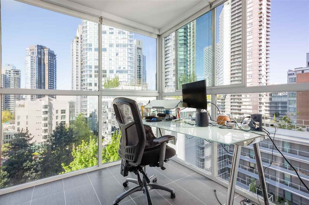 listing image 1109804689545760992