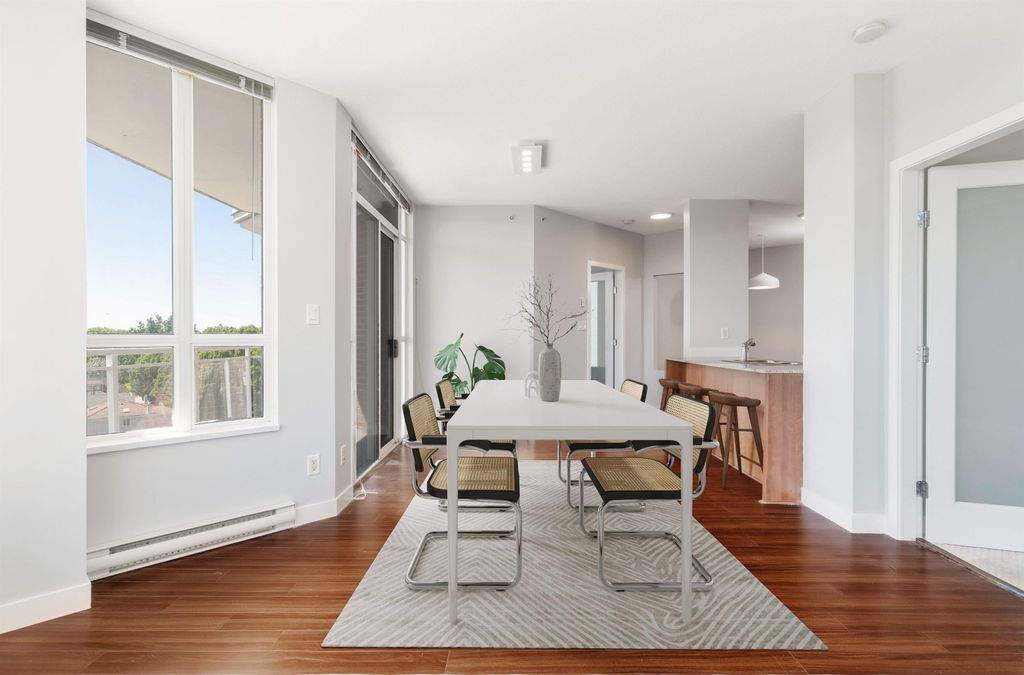 listing image 1101705158873801093