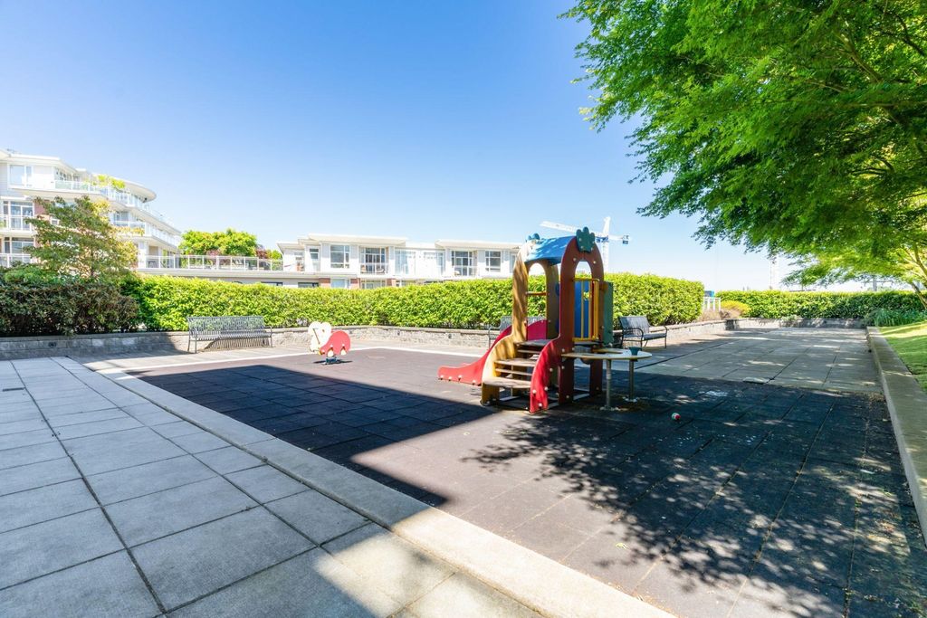 listing image 1107518263401551599