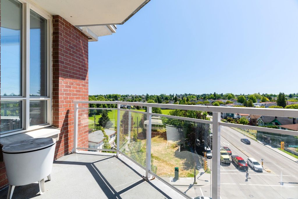 listing image 1109389029015752403