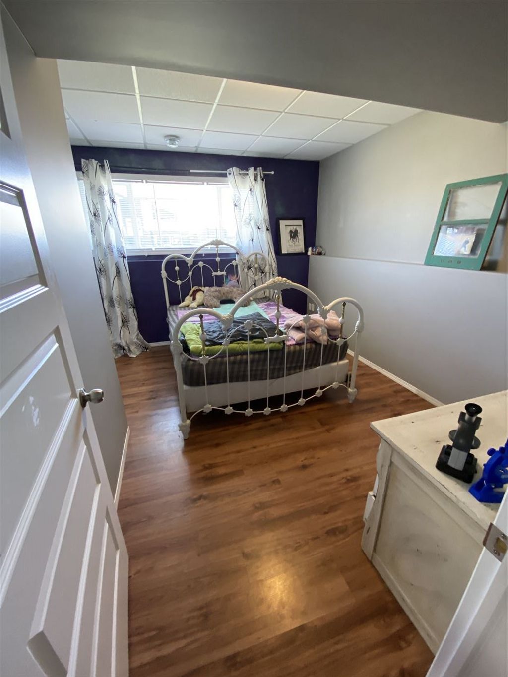 listing image 1108379285337695366