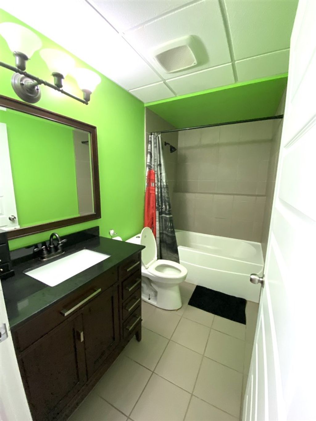 listing image 1109051393392223319