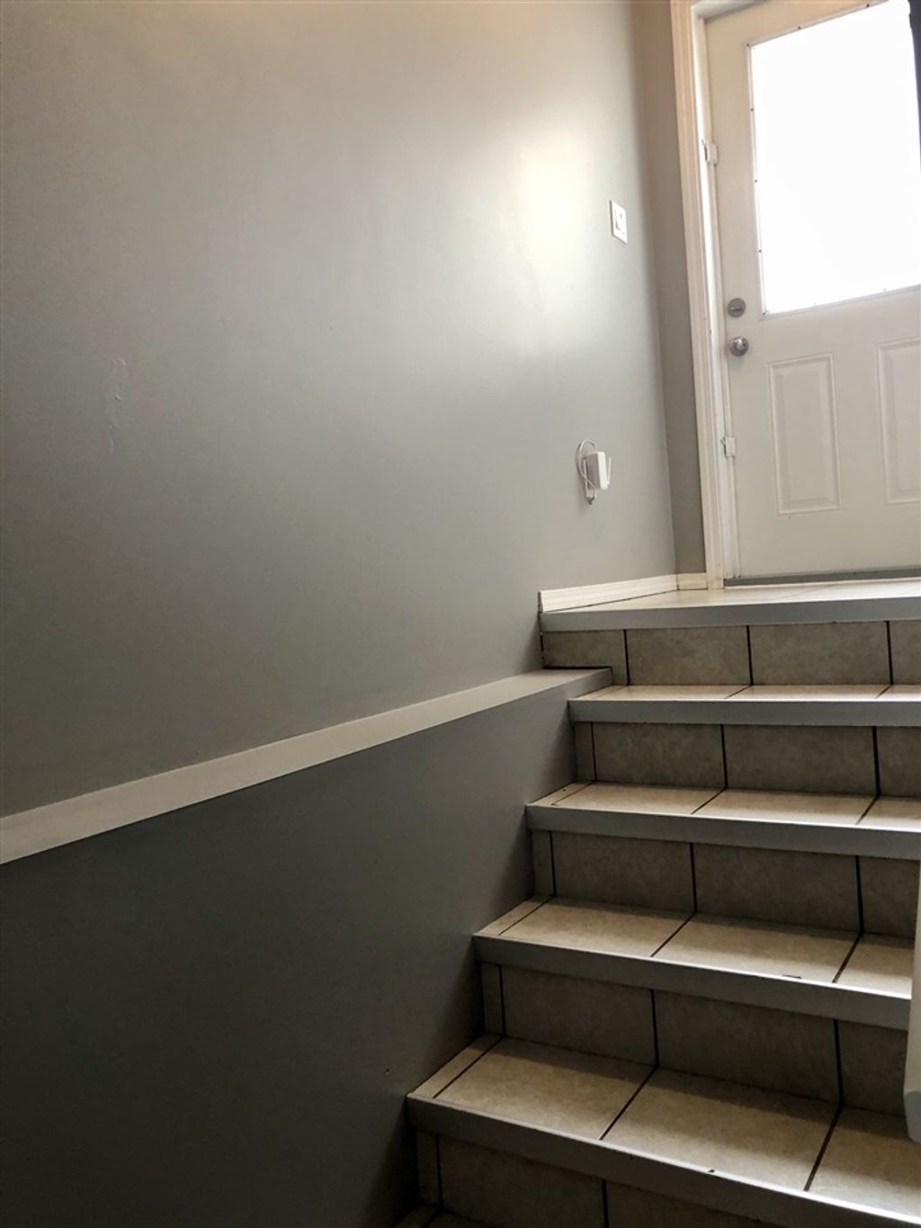 listing image 1104099312206091184