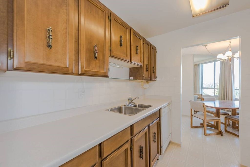 listing image 1108692085869726641