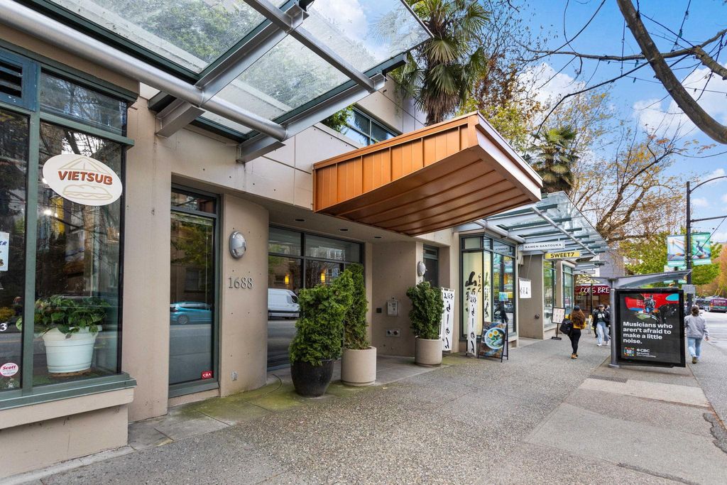 listing image 1101745559264685274