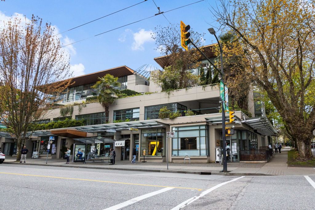 listing image 1101377863421713034