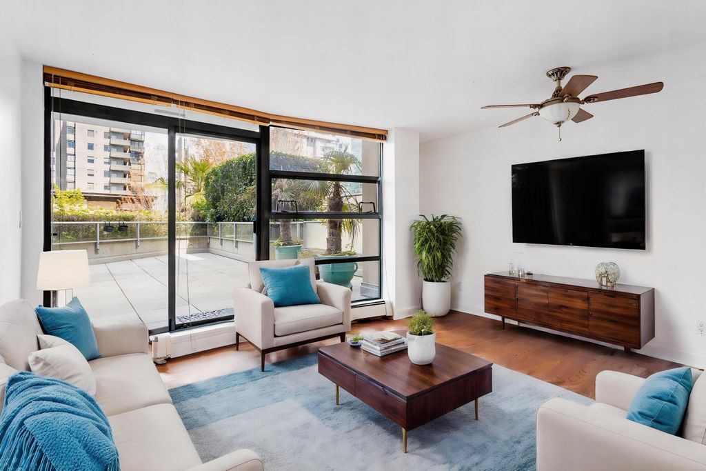 listing image 1106025283878384252