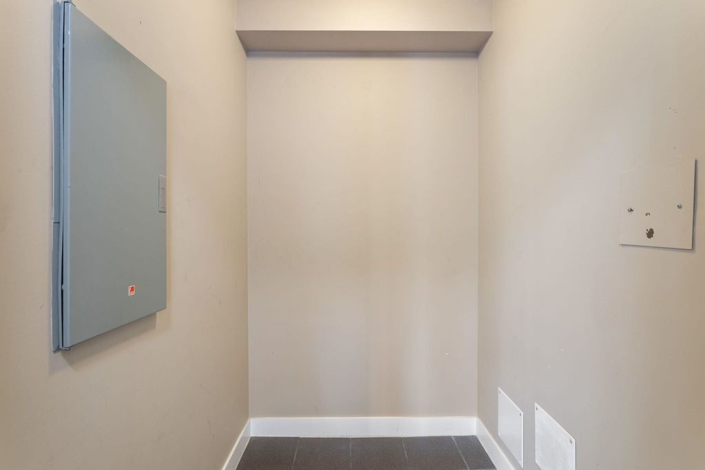 listing image 1108435989038625251