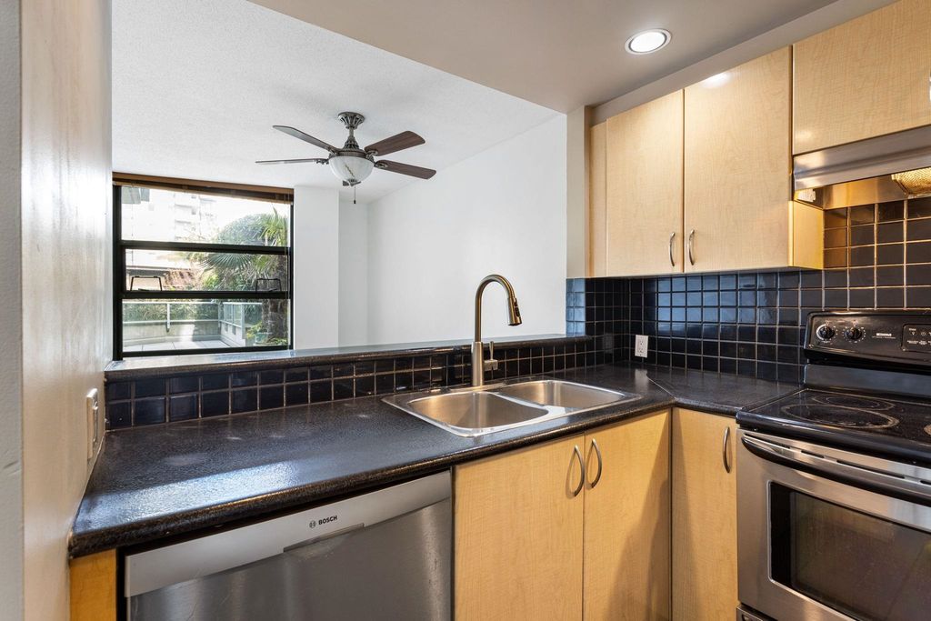 listing image 1109993039851905312