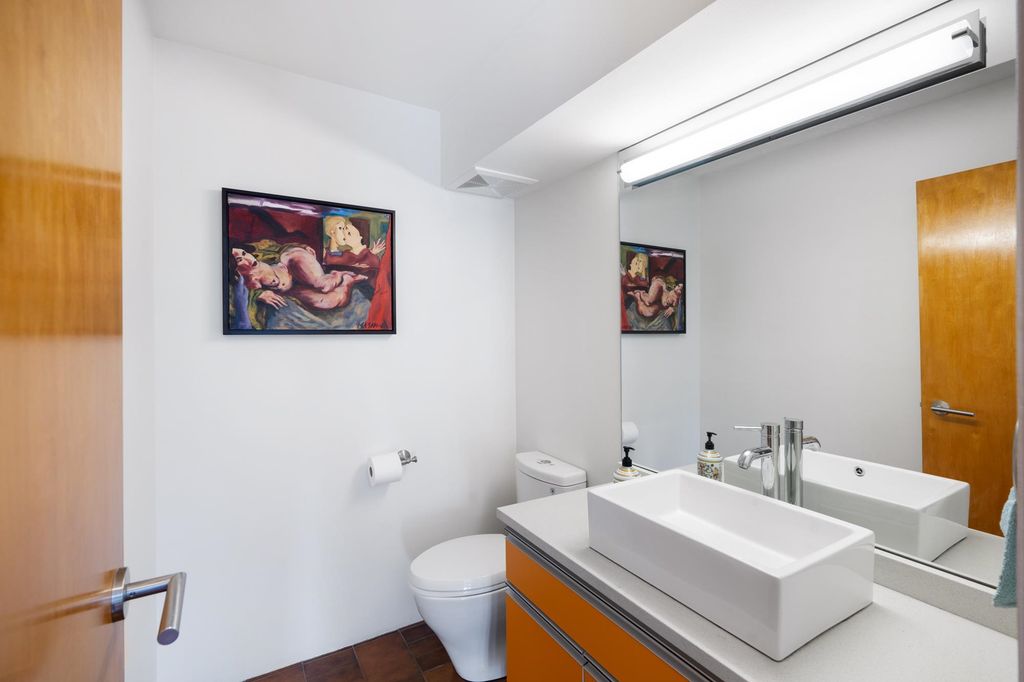 listing image 1108698912880370587
