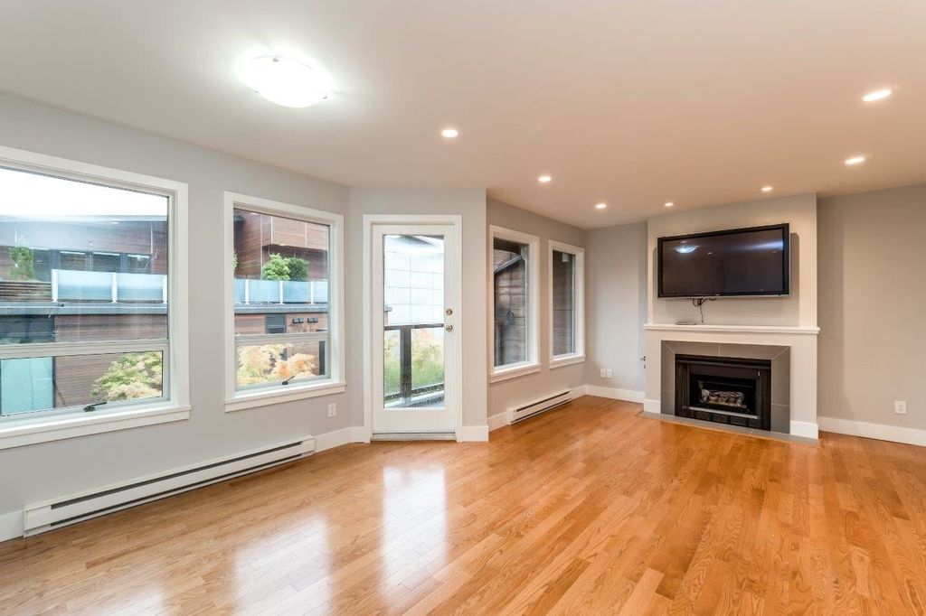 listing image 1101004572036735325