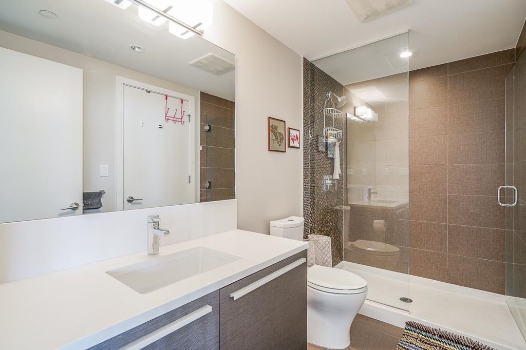 listing image 1105426135540128343