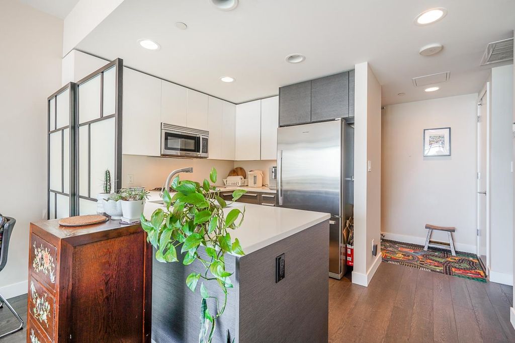 listing image 1104083281222787820