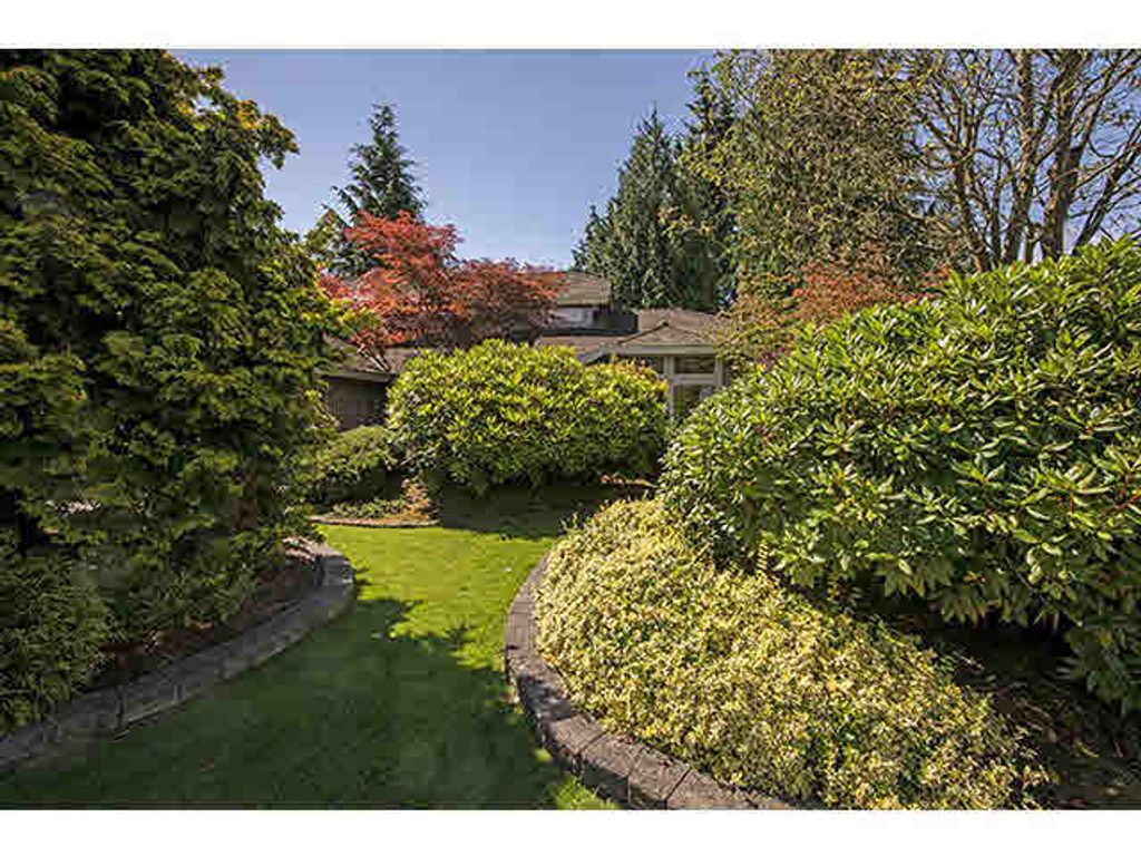 listing image 1104685332400906942