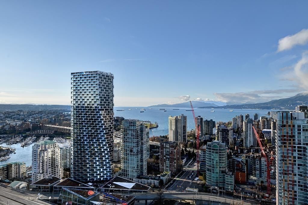 listing image 1102307418436349374