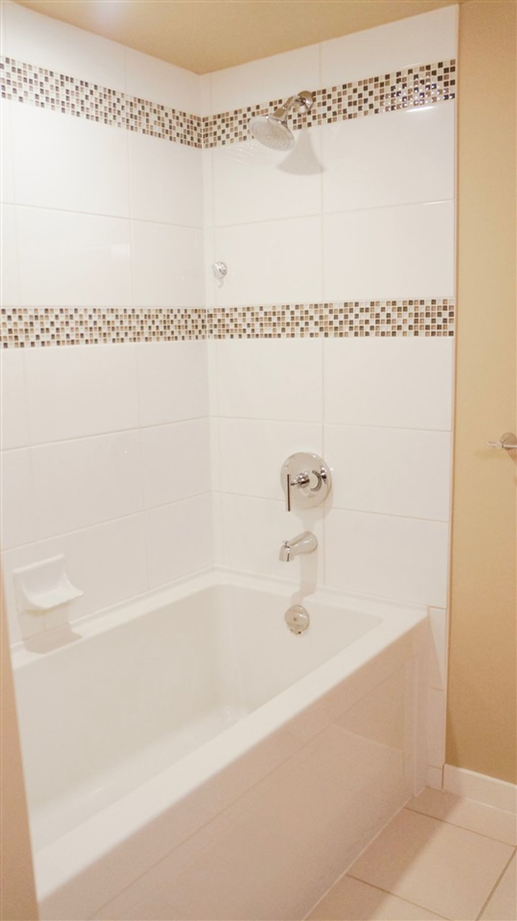 listing image 1101064278950939128