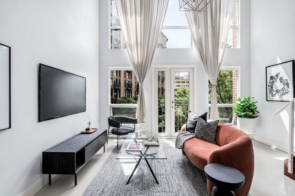 listing image 1105241194441859524