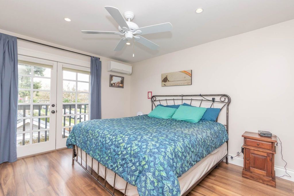 listing image 1100151719490998105