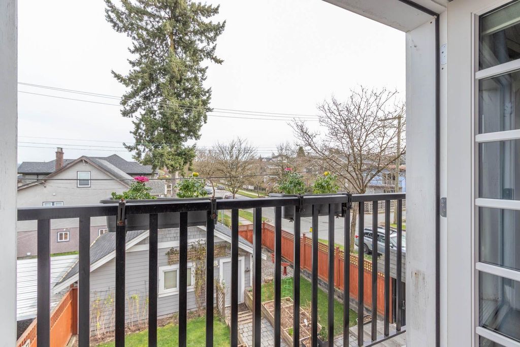 listing image 1109144146715911142