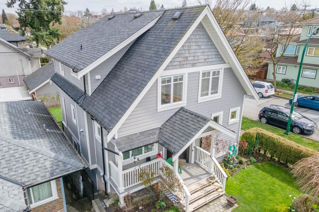 listing image 1103385877124677472