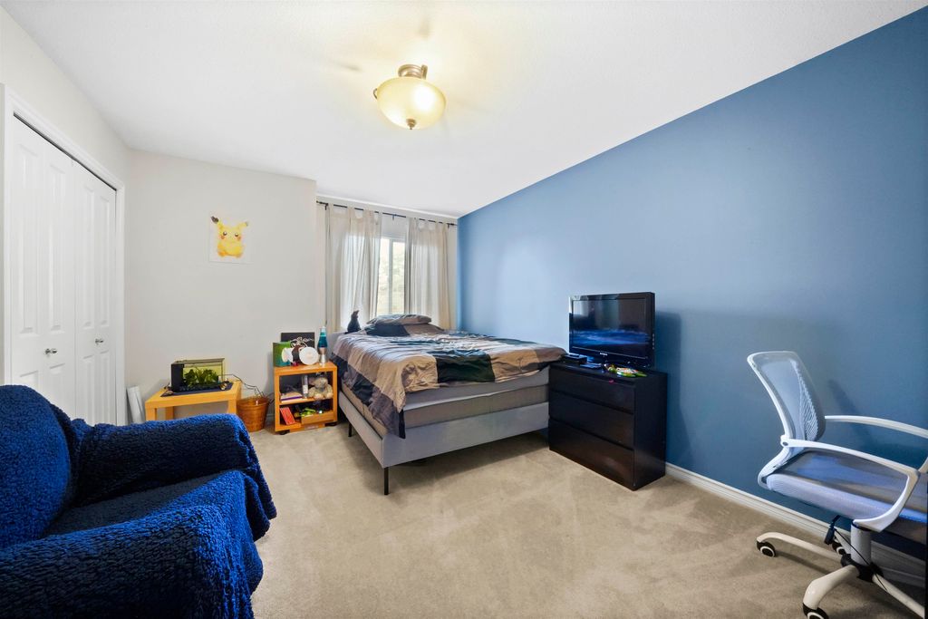 listing image 1103915414810743854